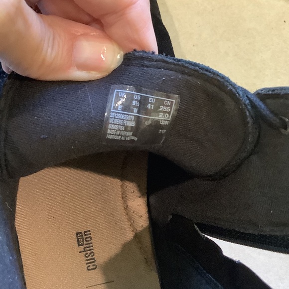 Clarks Tamantha Women’s Lace Up Suede Cushion Ankle Comfort Bootie 9.5M Black - Picture 7 of 9